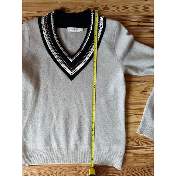 Tory Burch 100% Merino Wool V-Neck Sequin Rhinestone Beige Long Sleeve Sweater - Picture 6 of 11